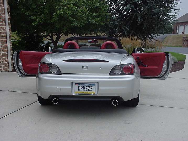 S2000 license plate FRAMES and Poll. Which one S2KI Honda S2000